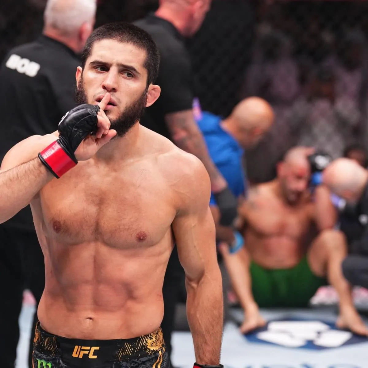 image_67e4f5856c358 Charles Oliveira Sidelined Again? UFC’s Shocking Plan Could Change Everything!