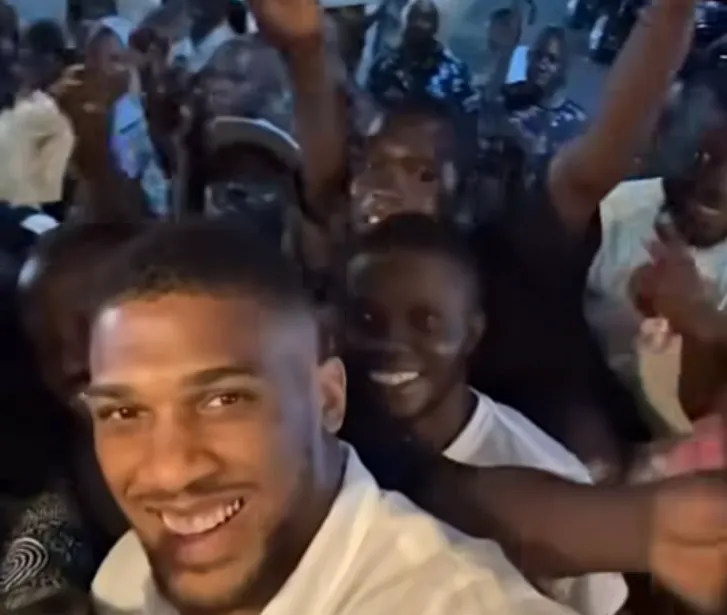 image_680865c83c65d Anthony Joshua and his son stir up Nigeria – Close, friendly, and full of energy!