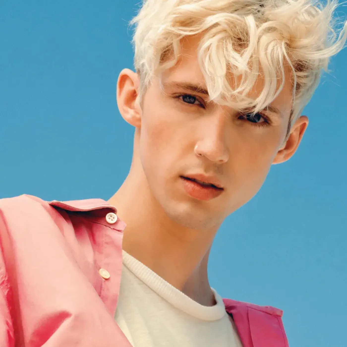 image_6813a30f741eb Troye Sivan Has a Trait That Will Make Girls Jealous, You Won’t Believe It
