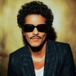 Bruno Mars’s Reaction to Lady Gaga’s Copacabana Shoutout Is Priceless 1 Bruno Mars’s Reaction to Lady Gaga’s Copacabana Shoutout Is Priceless