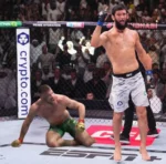 Khamzat Chimaev responds to Dricus Du Plessis: 'They Are Preparing for War, I Am Ready to Finish' – Will the Fight Explode?