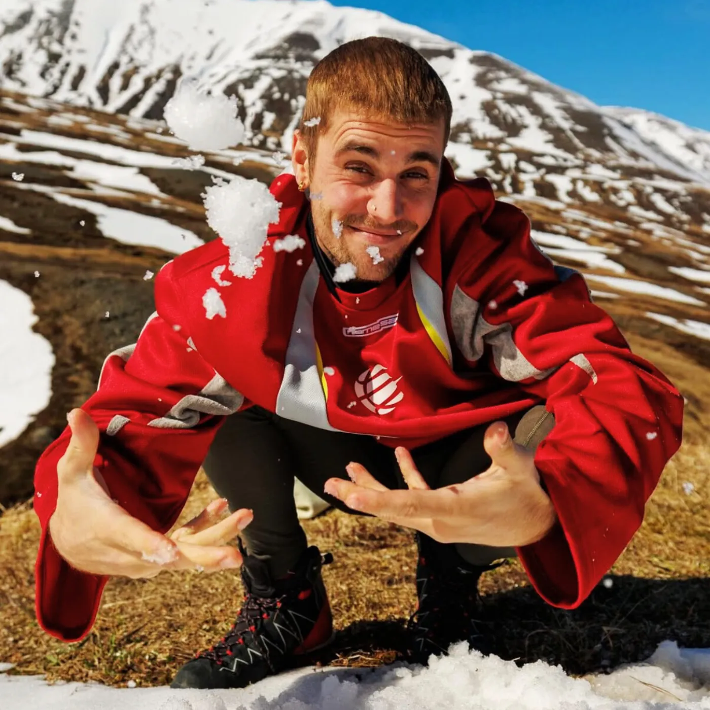 Justin Bieber Juggles Photoshoot While Hailey Bieber Shines at Met Gala 2025