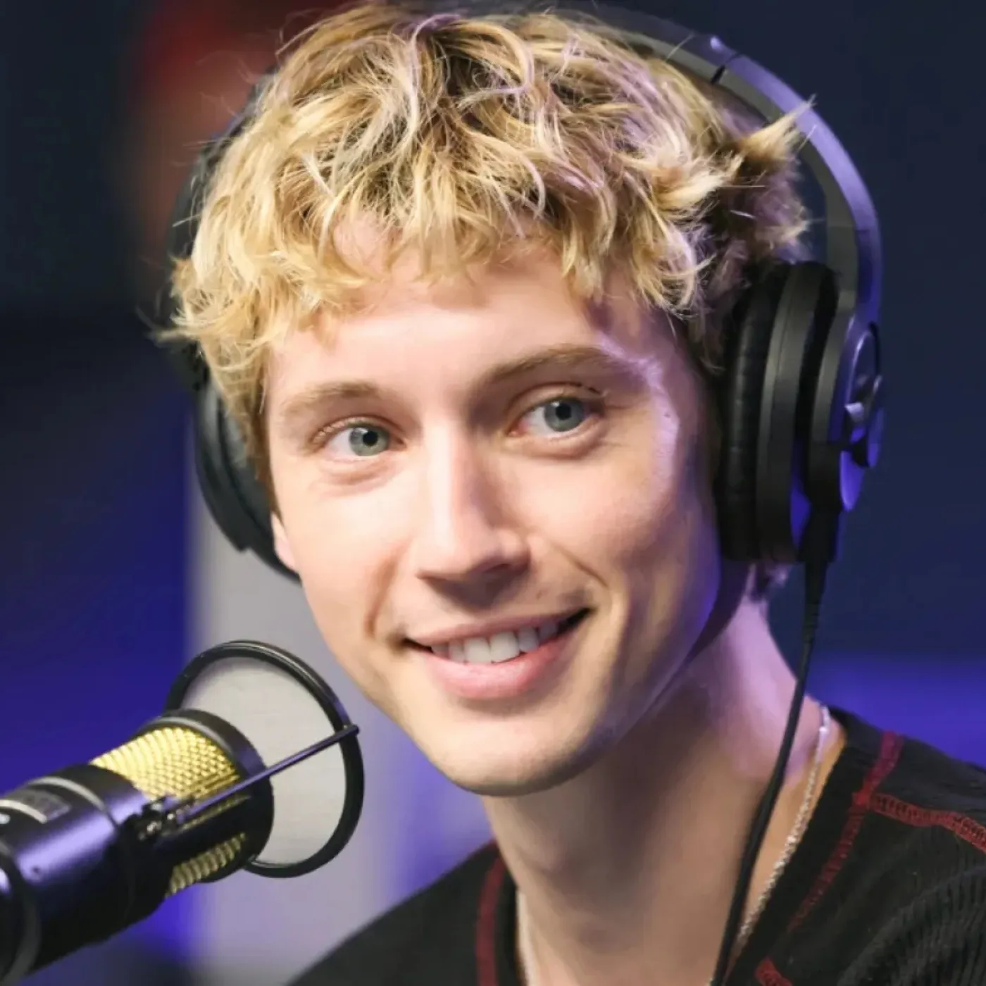 Music World Reeling After Troye Sivan’s Announcement