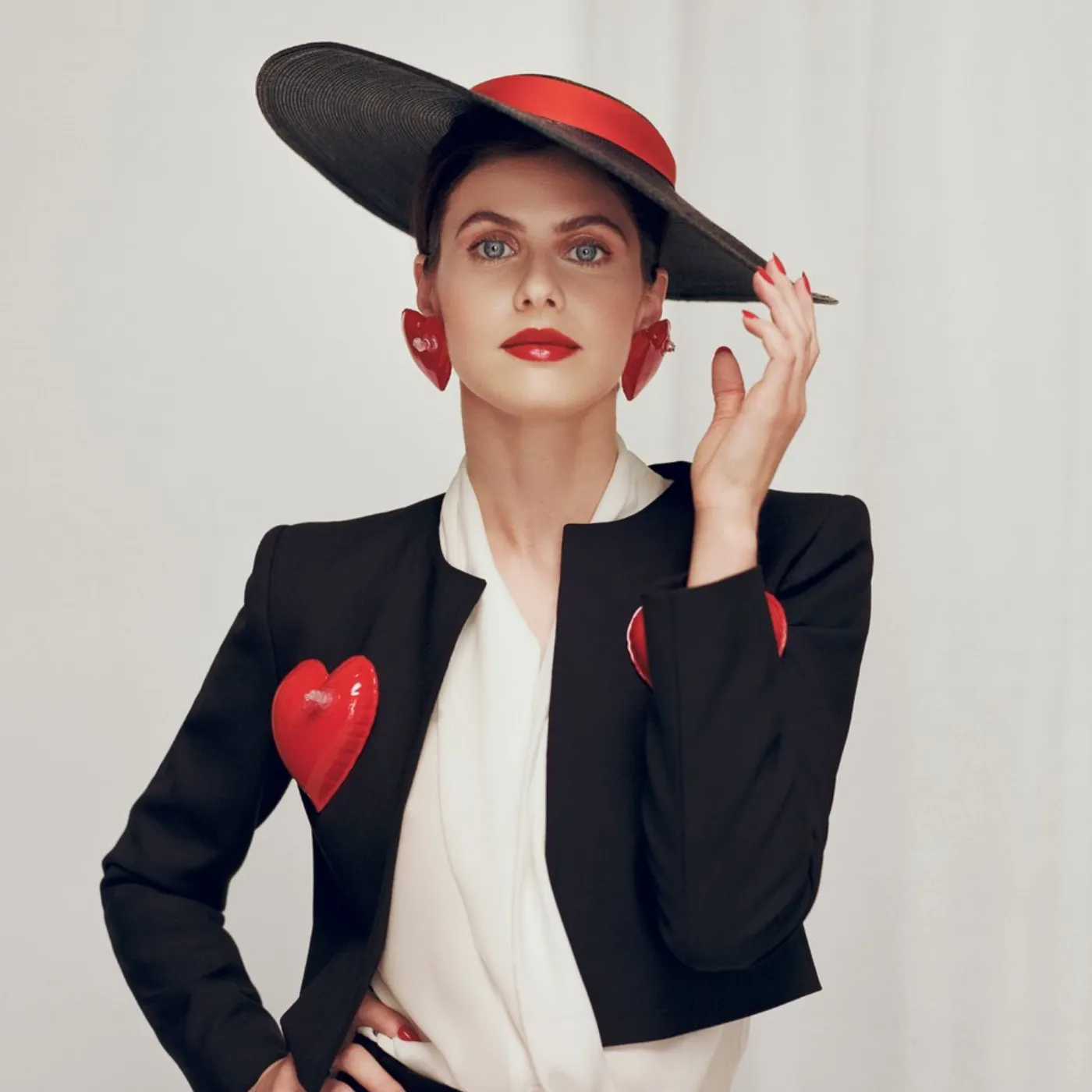 One Simple Question from Alexandra Daddario and the Internet Exploded 19 One Simple Question from Alexandra Daddario and the Internet Exploded