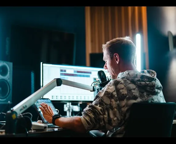 Unleashed: The Hidden Sound Armin van Buuren’s Been Perfecting in Silence!
