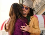 Johnny Depp & Penélope Cruz: The Untold Story of a 20-Year Hollywood Friendship That Defies Time 1 Johnny Depp & Penélope Cruz: The Untold Story of a 20-Year Hollywood Friendship That Defies Time