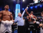 Anthony Joshua Couldn't Keep His Cool When Mentioning Usyk-Dubois: Is It Related to His Past Loss? 1 Anthony Joshua Couldn't Keep His Cool When Mentioning Usyk-Dubois: Is It Related to His Past Loss?