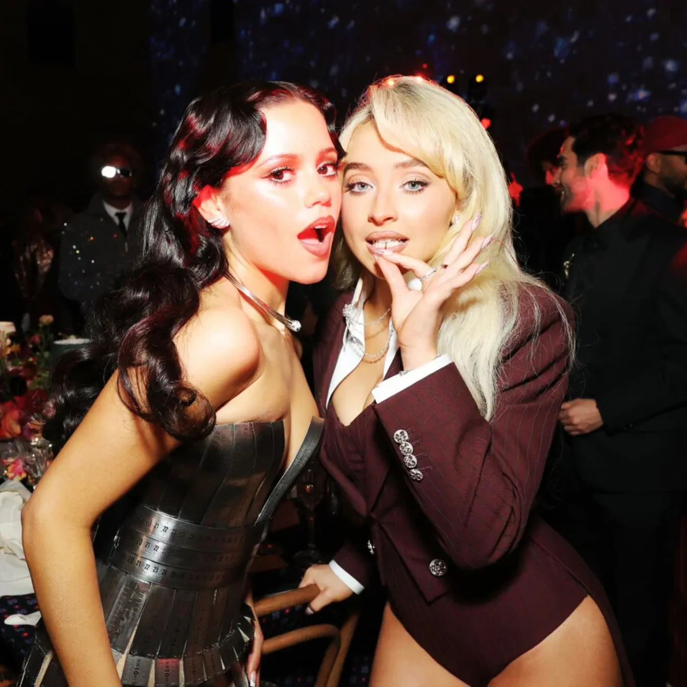 image_681c6324edf19 Sabrina Carpenter’s Behind-the-Scenes Pic with Jenna Ortega Ignites a Social Media Storm