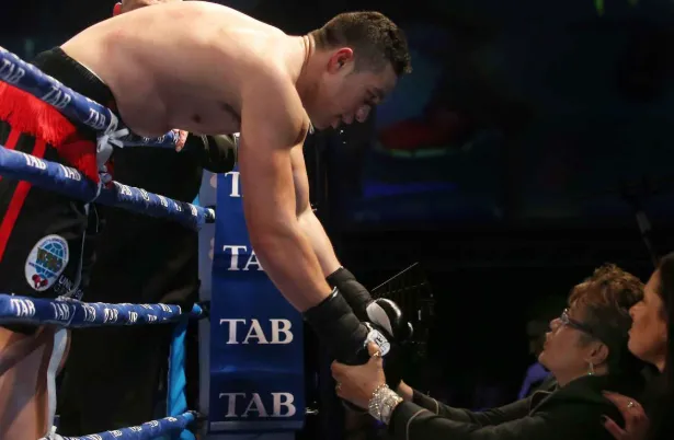 How Joseph Parker's mother overcame her fears to support her son's journey to become a heavyweight boxer?