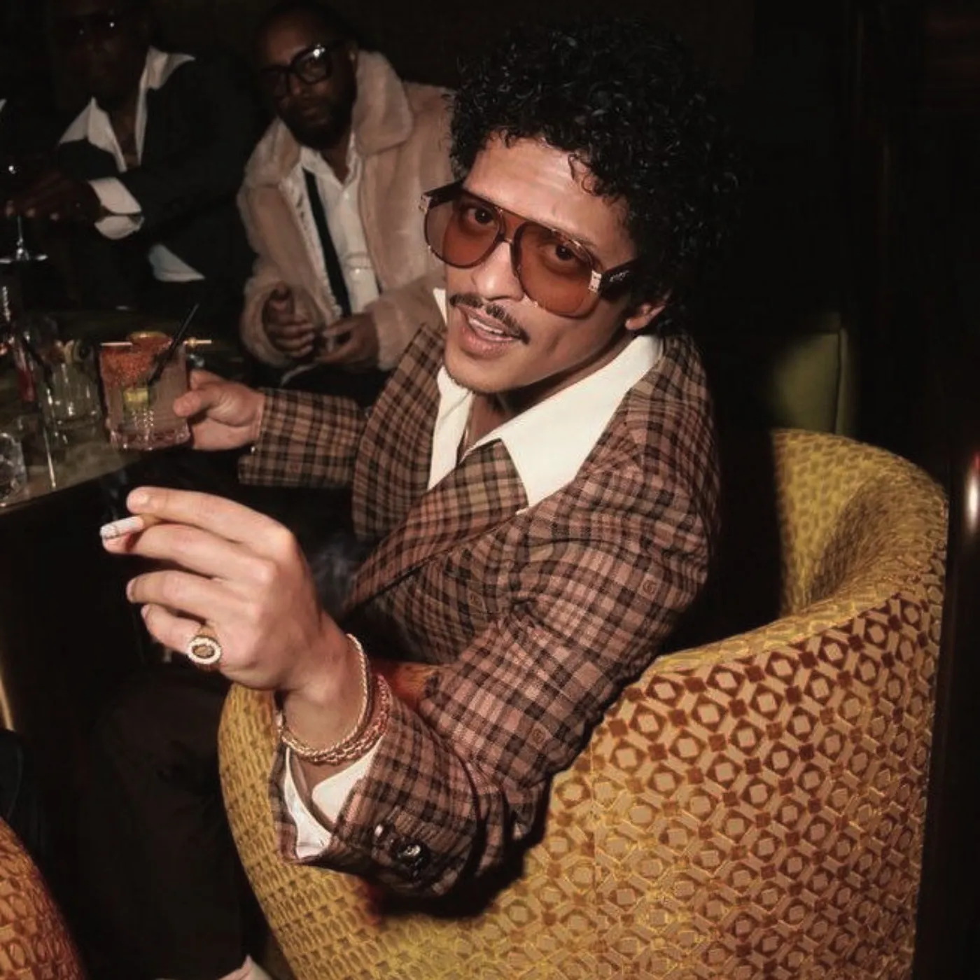 image_681f59c217a01 Bruno Mars Shuts Down Phones and Sparks Internet Frenzy