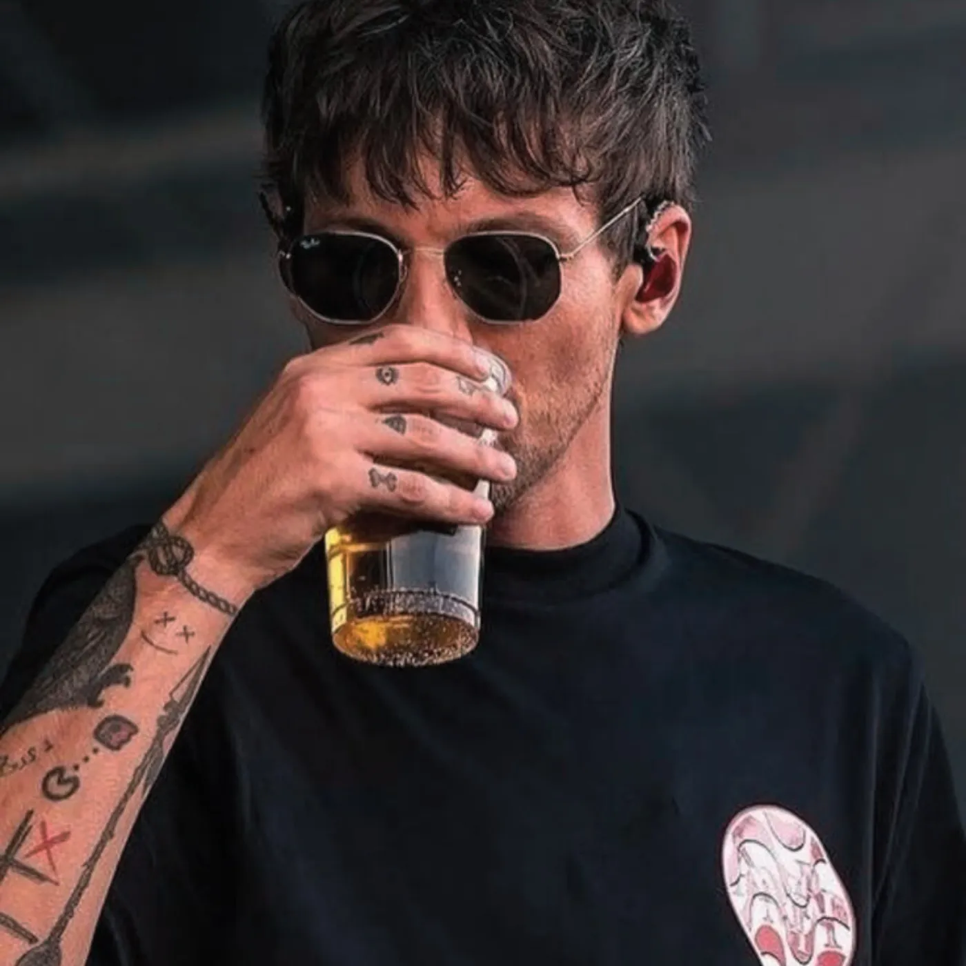 image_682077dbb57fc Louis Tomlinson Sparks a Frenzy with New Bio Update