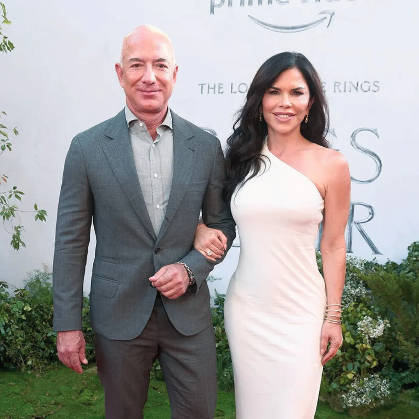 image_682165c27054f Jeff Bezos' Fiancée Sends Shockwaves With Unseen Gesture Toward His Children
