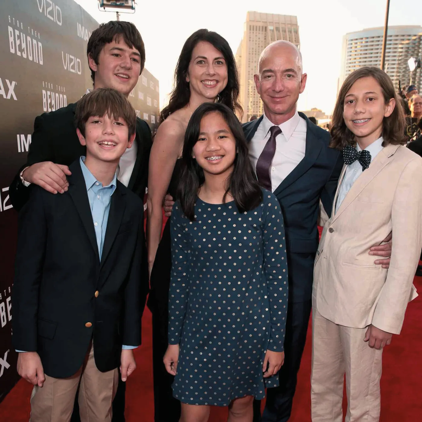 image_682165c33d0e2 Jeff Bezos' Fiancée Sends Shockwaves With Unseen Gesture Toward His Children