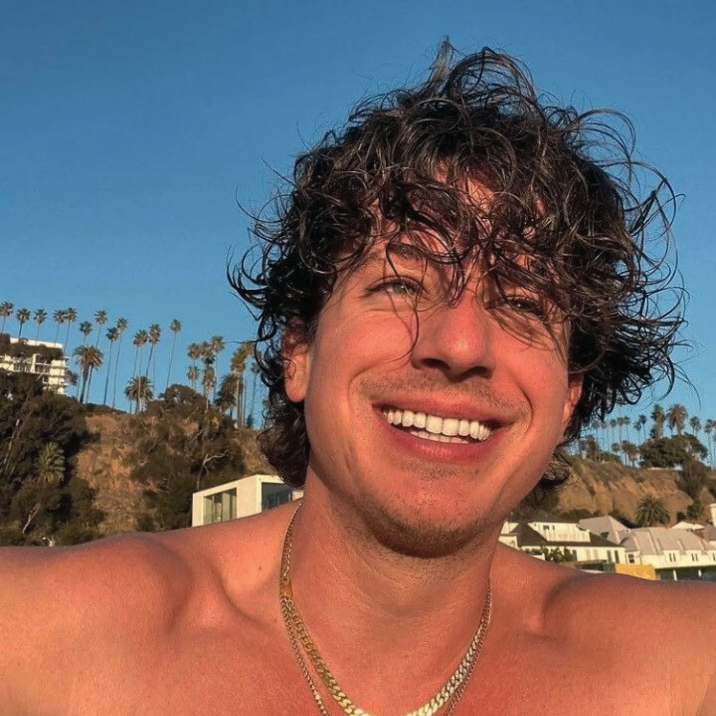 Charlie Puth Crosses an Unspoken Line with His Take on Dating Both Worlds