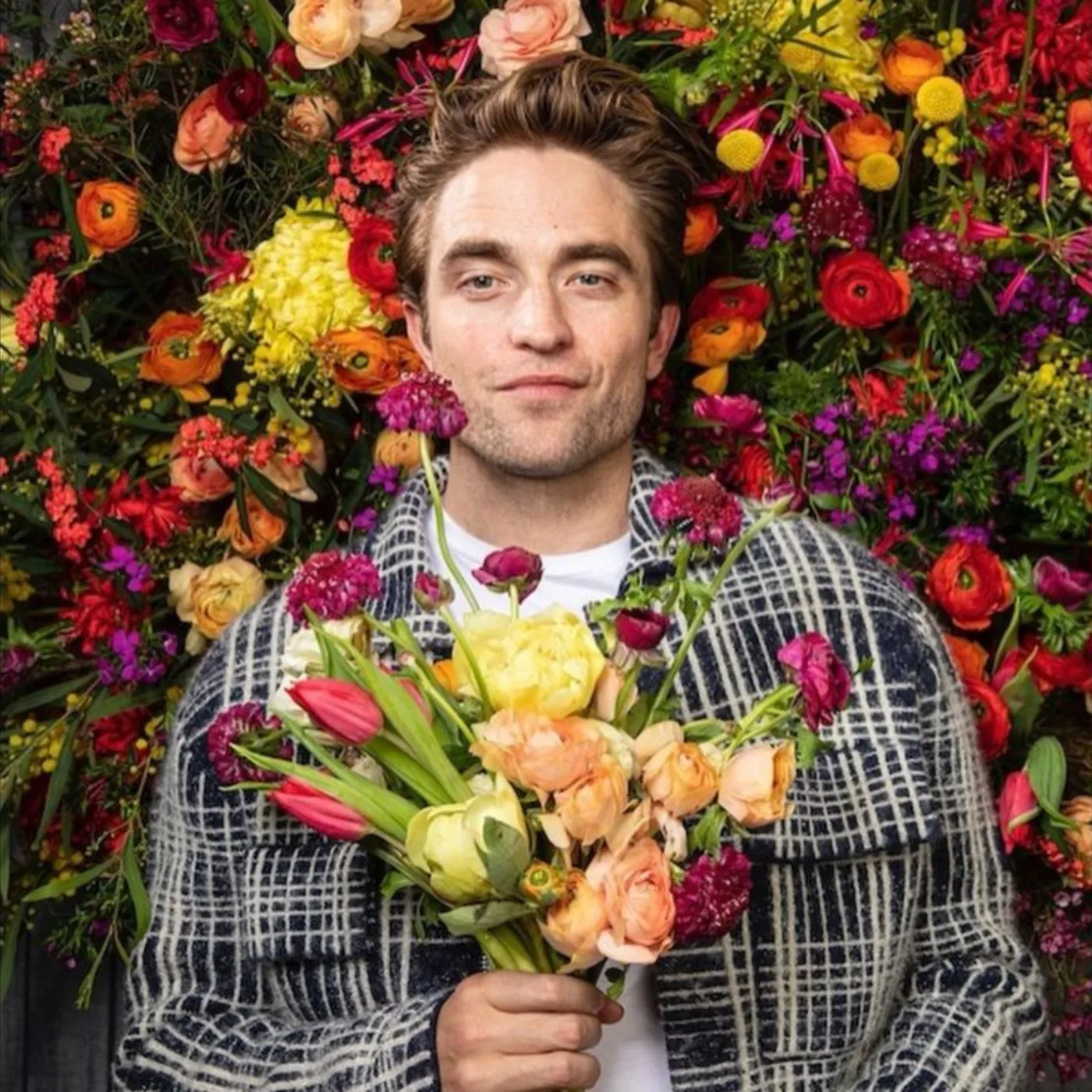 image_6822c71f29530 Robert Pattinson’s Birthday Tradition Just Took a Jaw-Dropping Turn—Here’s What You Missed