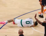 Jayson Tatum Leaves the Court in Tears, Celtics Face Key Player Crisis Ahead of the 2025 Playoffs? 1 Jayson Tatum Leaves the Court in Tears, Celtics Face Key Player Crisis Ahead of the 2025 Playoffs?