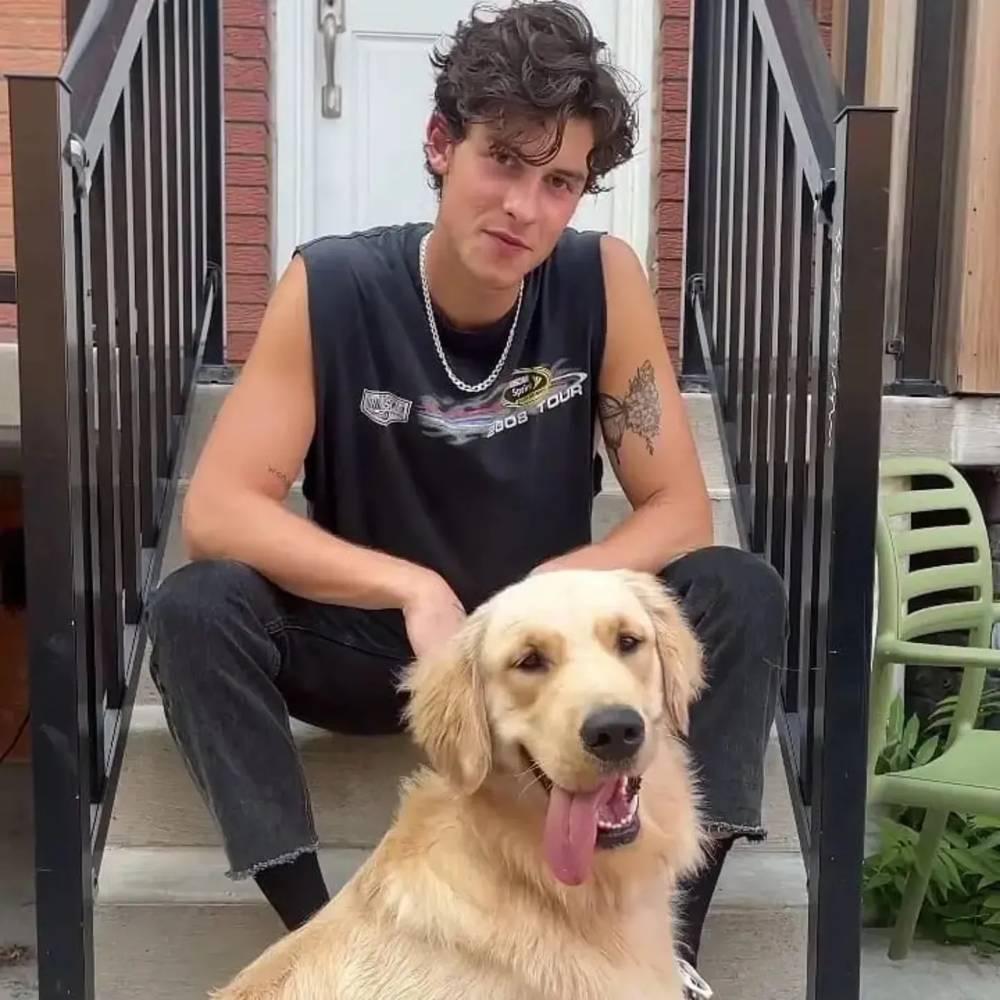 Shawn Mendes Faces the Dark Reality of Social Media—And It’s Not What You Think 19 Shawn Mendes Faces the Dark Reality of Social Media—And It’s Not What You Think