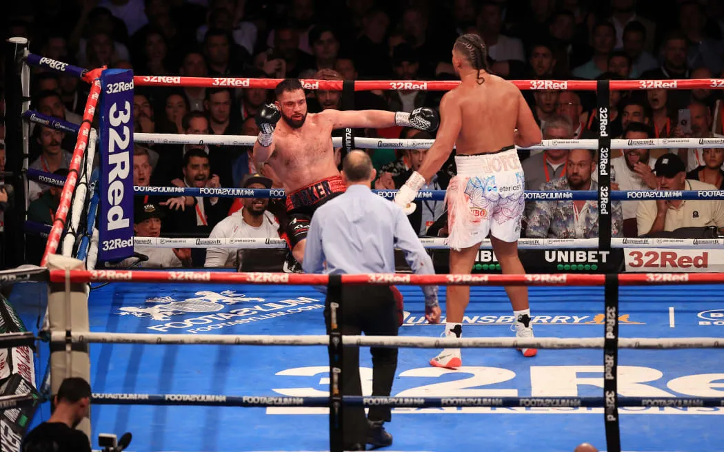 image_6824092e83050 From the Brink of Defeat to the Spotlight of Glory: Joseph Parker Overcoming Derek Chisora's Knockdown, Reviving His Career with a Split Decision Victory
