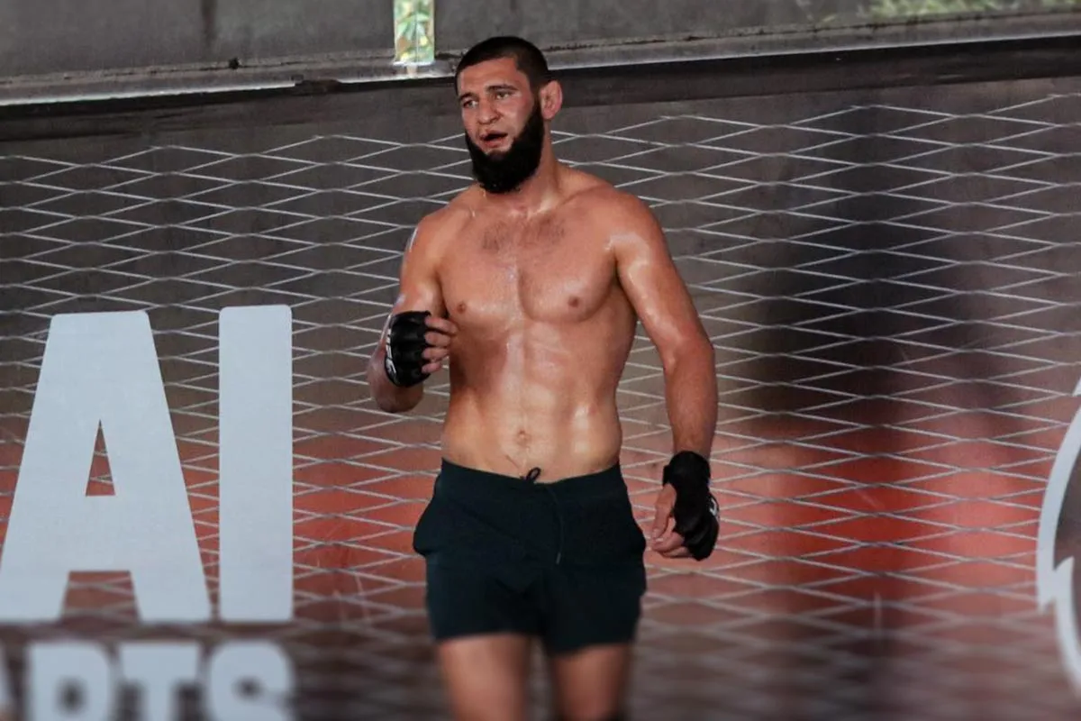 image_68243735e5bb5 Before UFC 319: Khamzat Chimaev Threatens Dricus Du Plessis with a Terrifying Training Regimen