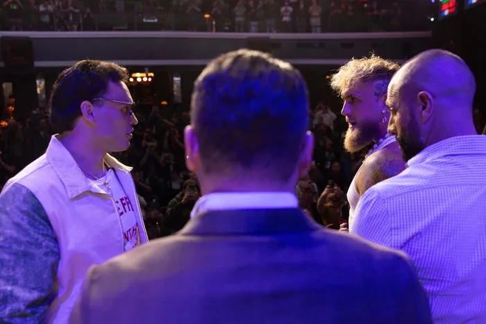 image_6826e4791adc1 Jake Paul Viciously Attacks Julio Cesar Chavez Jr.: Reminds Him of the Past in Their First Encounter