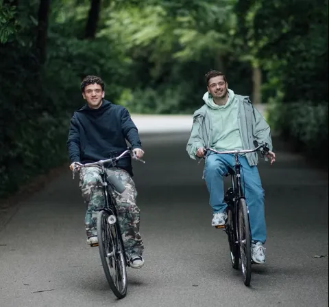 image_6827ecd8b0eec Martin Garrix Collaborates with LAUV to Release ‘MAD’: Fans Counting Down to Release Day