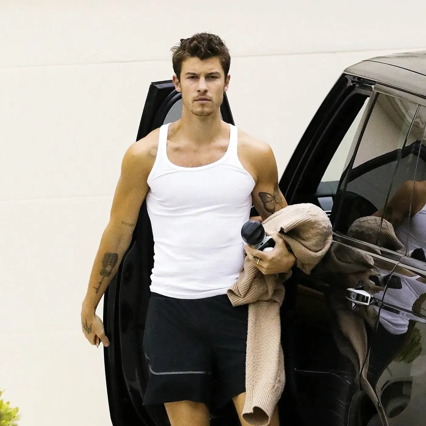 image_68281e9429c63 Shawn Mendes Flexes Summer Vibes: Sleeves Out, Confidence In