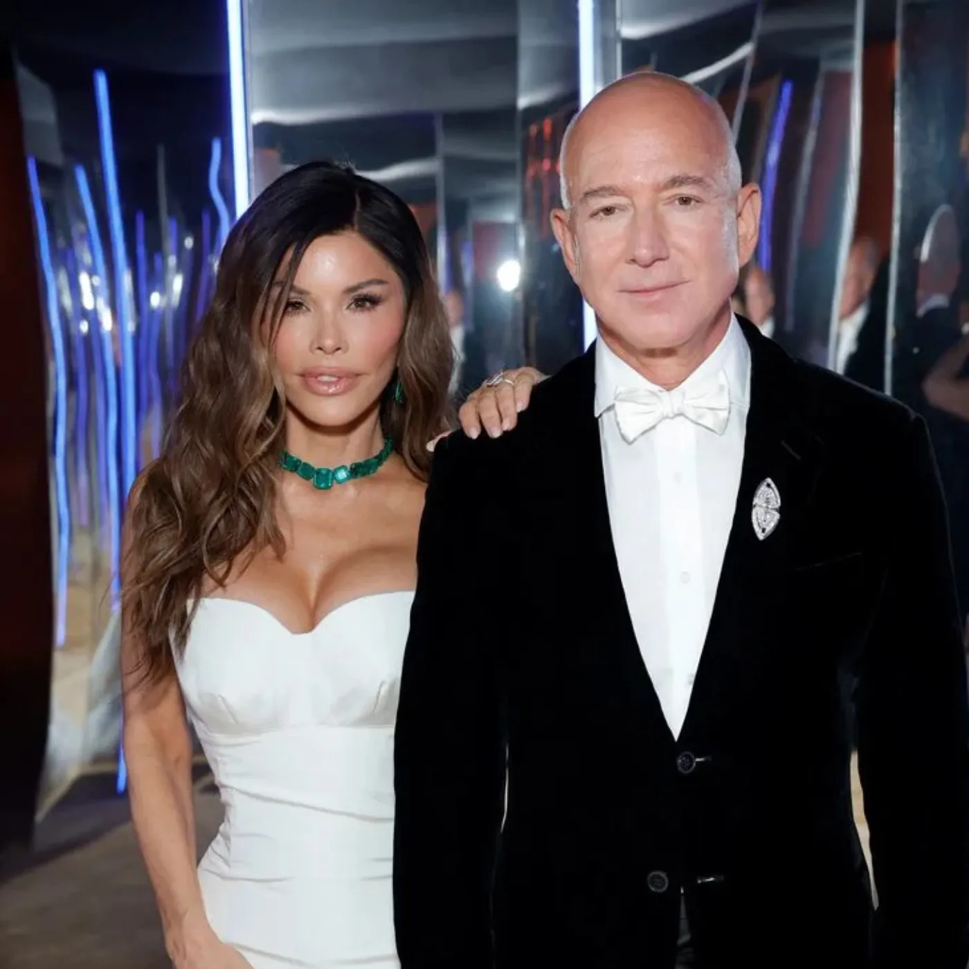 Only a Handful Know Where Jeff Bezos and Lauren Sanchez Are Really Getting Married