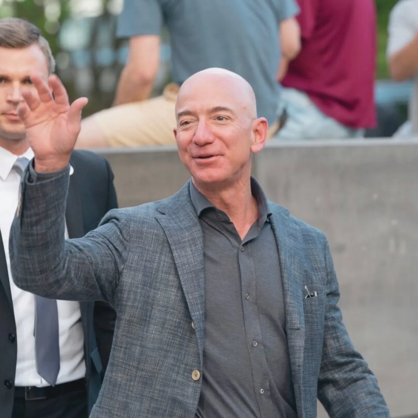 image_682a9d53c24f1 Before the Big Day Jeff Bezos Faces Trouble with Fiancé’s Child The Shocking Truth Behind It All