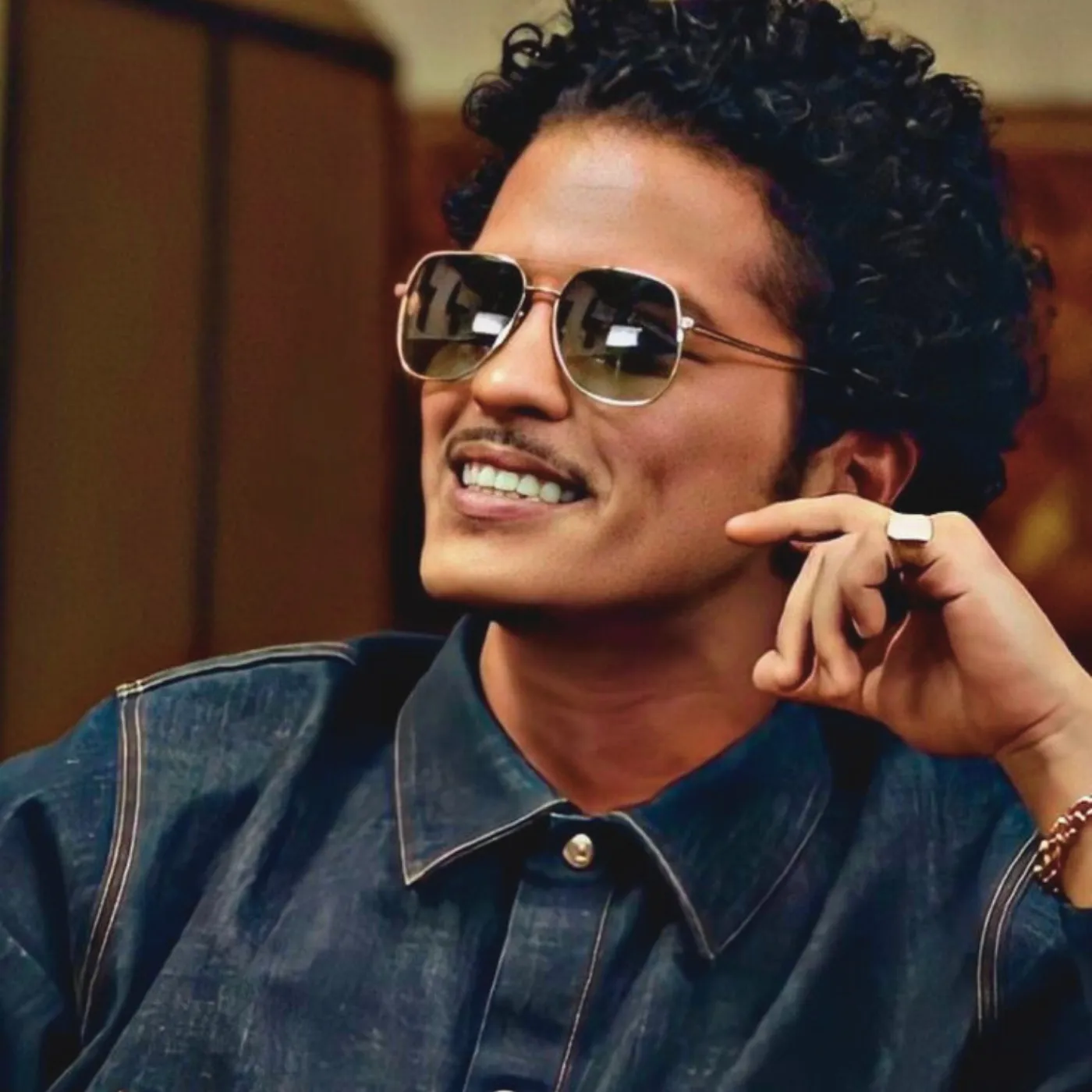 image_682c04f4a8742 Bruno Mars’ “Just the Way You Are” Hidden Message You Missed