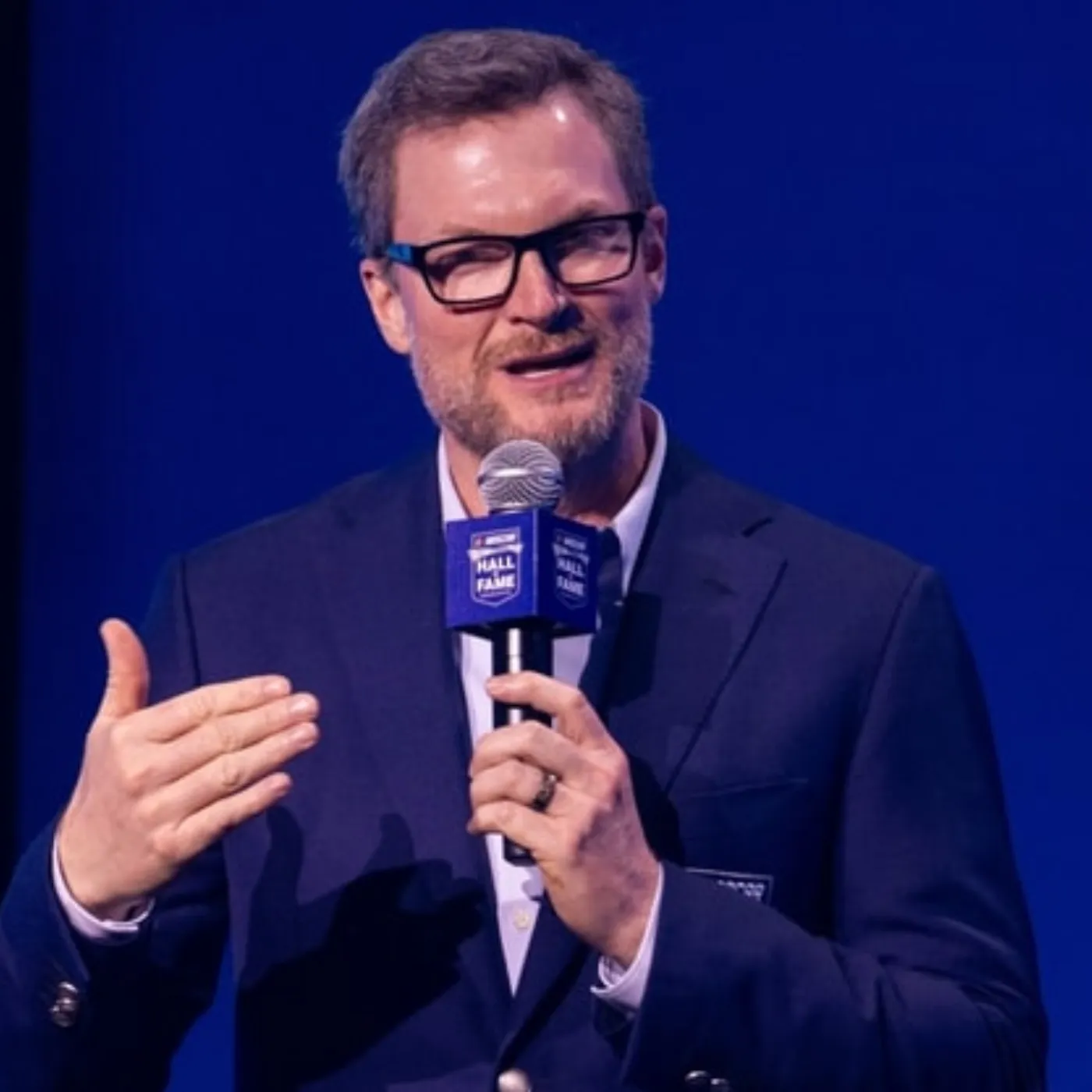 NASCAR Shock: Dale Earnhardt Jr. Launches War to ‘Wipe Out’ Stage Cautions – Paddock Unexpected, Fans Uproar