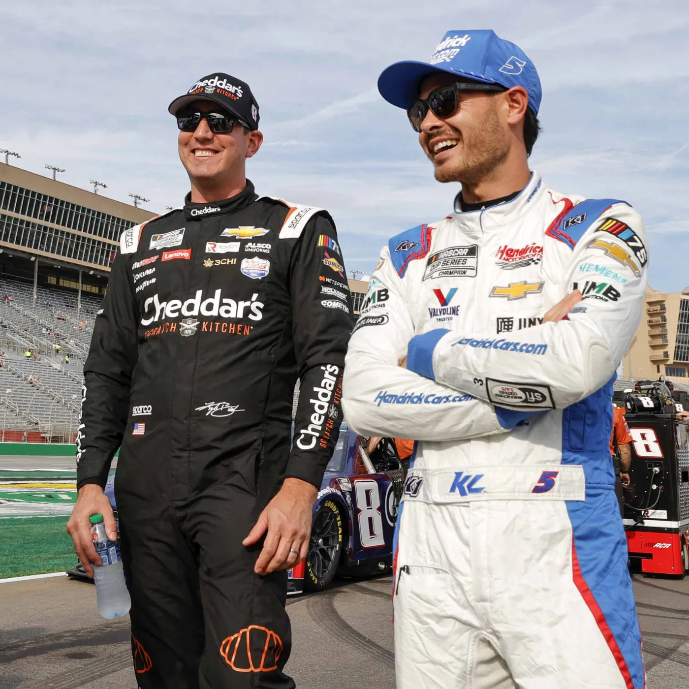 image_682d3d5973e3c Kyle Busch Blindsided: Spotter Derek Kneeland Leaves for Kyle Larson – Here's Why