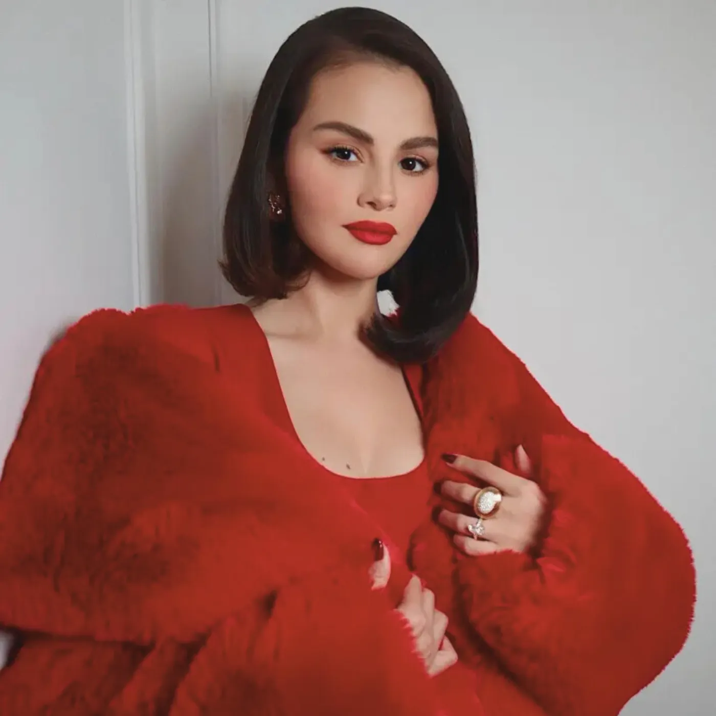 image_682d5644d7fb5 Hailey Bieber’s Savage Clapback to Selena Gomez Stalking Talk Will Leave You Shook