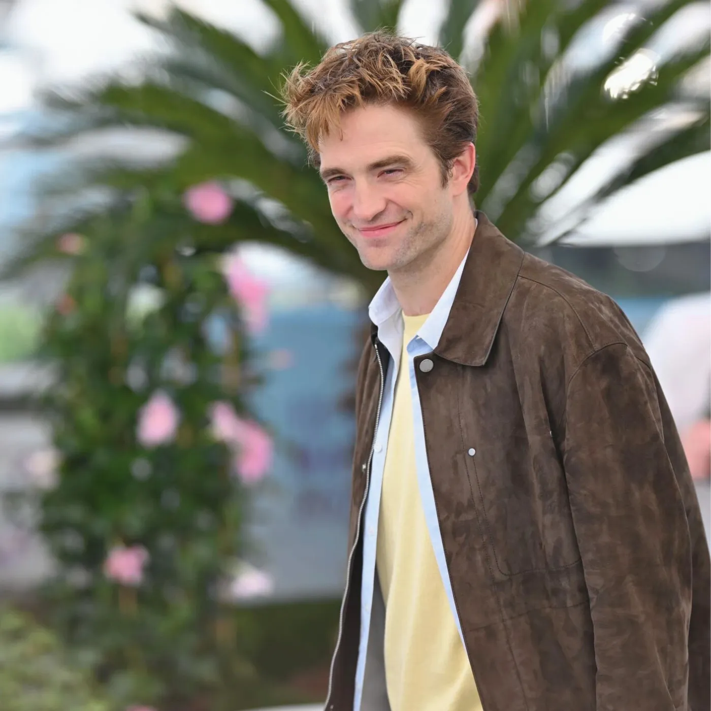 image_682d5b3be0075 Robert Pattinson Spills the Tea on Intense Scenes with Jennifer Lawrence at Cannes