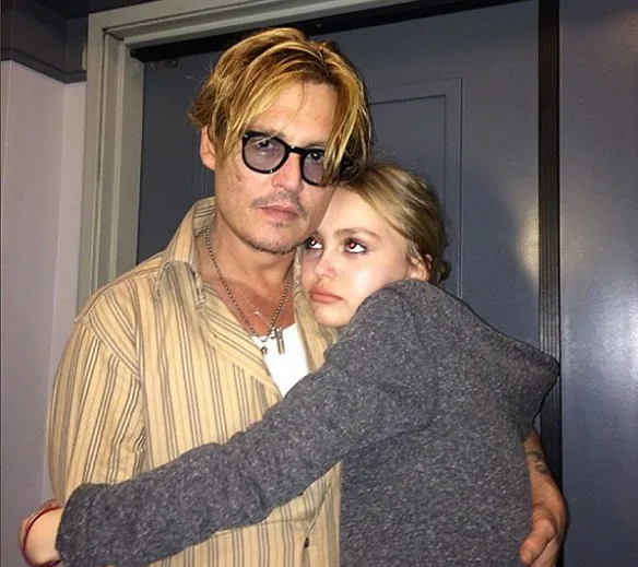 When Johnny Depp Returns to the Top with 'Day Drinker,' Lily-Rose Reveals Secrets About Her Father
