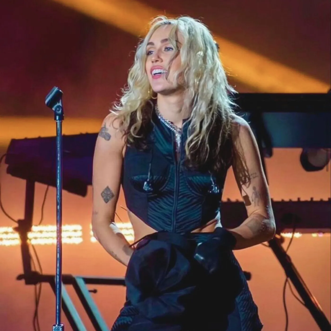 image_682fd42879b6e Miley Cyrus Explains Her Super Unique Voice Disorder and Why She Won't Fix It