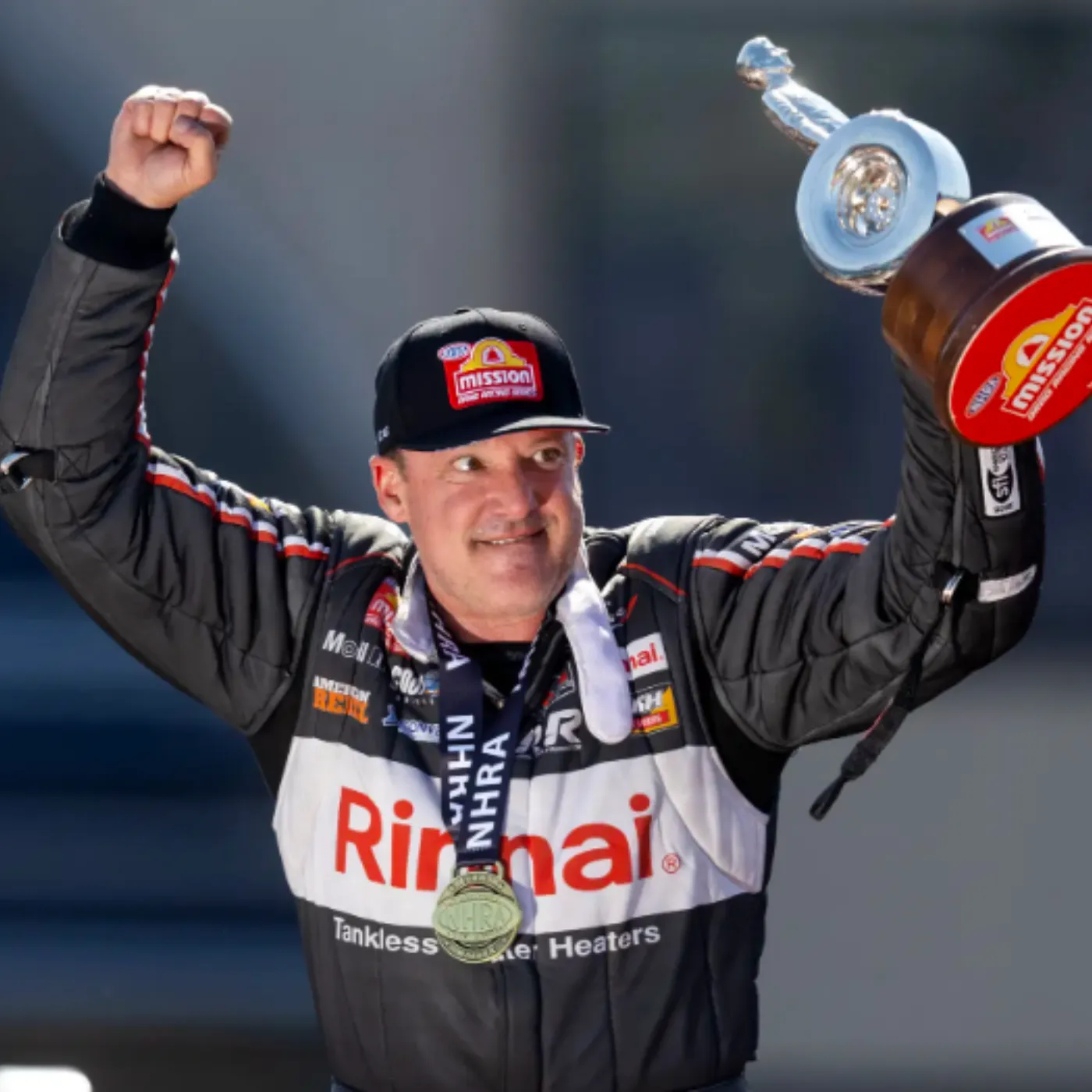 image_682fe254aa6fb “Route 66 Explodes”: Tony Stewart’s Top Fuel Win Stunns NHRA at American Rebel –Tony Stewart Responds with 4 Powerful Shocking Words