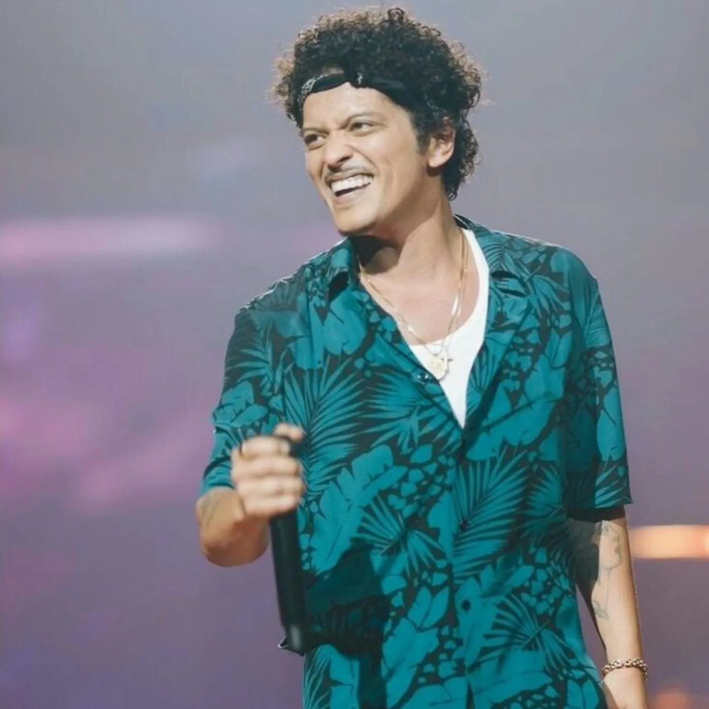 image_68301c688fcbb Bruno Mars’ Sister Shares Adorable ‘Burning Love’ Clip — Lilo & Stitch 2025 Vibes