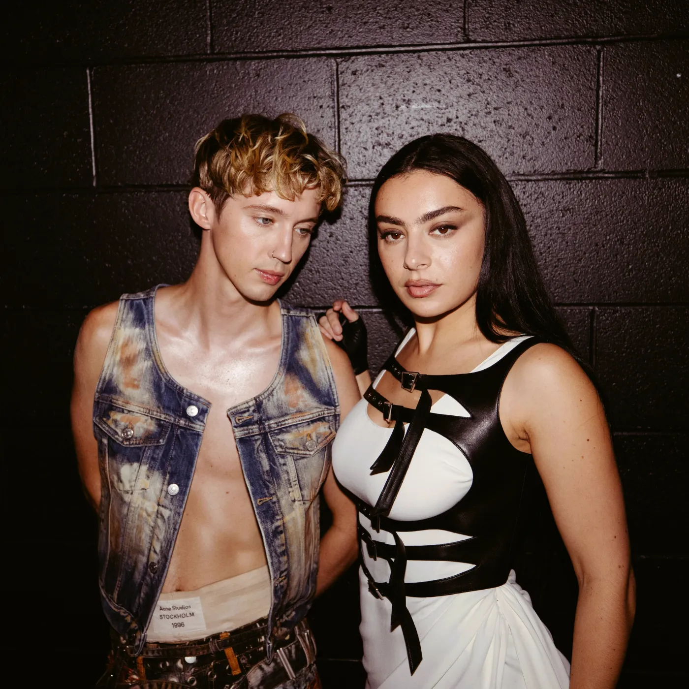image_683424358009b America Music Awards 2025 Chaos After Troye Sivan’s Unexpected Words About Charli XCX