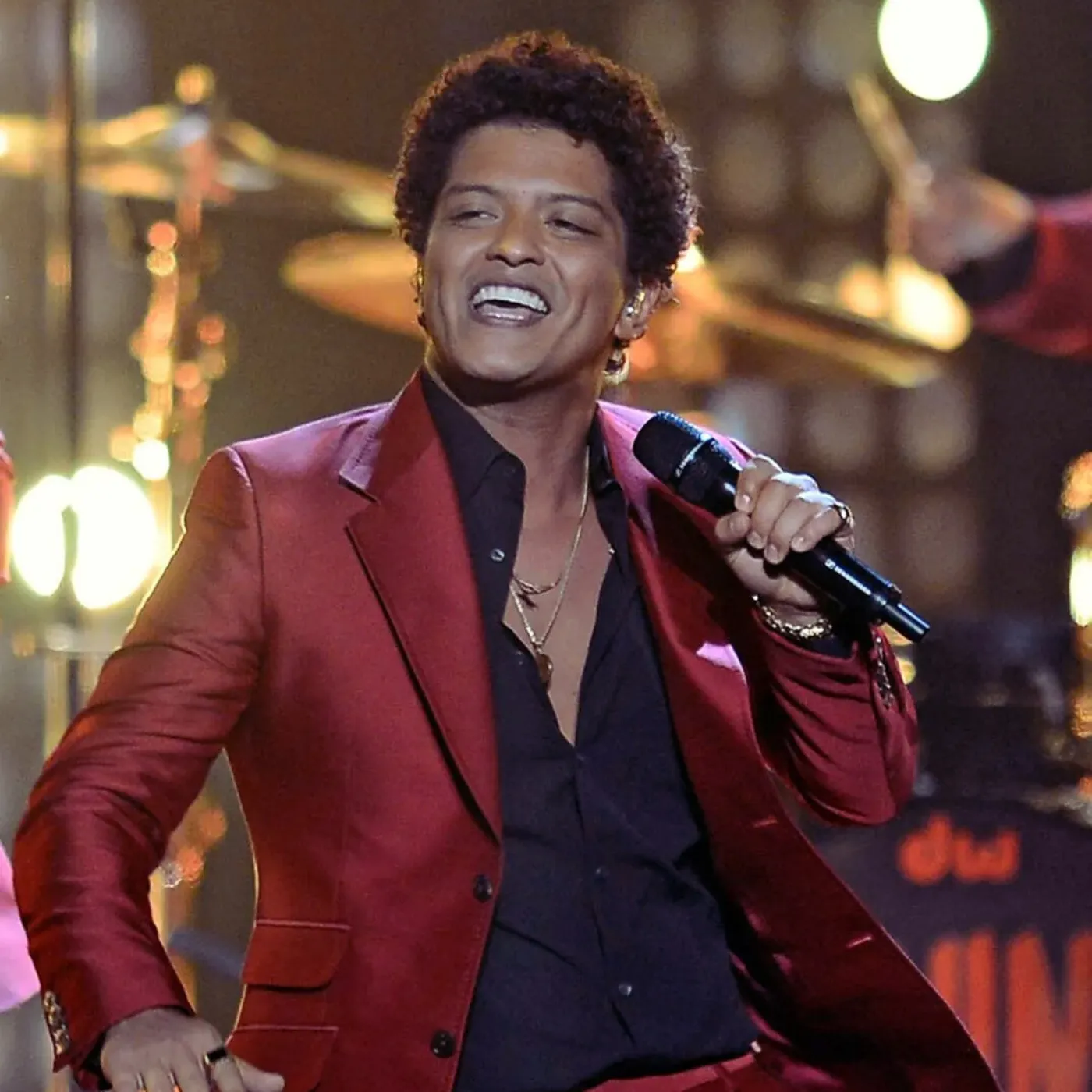 image_6834314e55ef2 Bruno Mars Die With A Smile Has Fans Buzzing Ahead Of American Music Award 2025