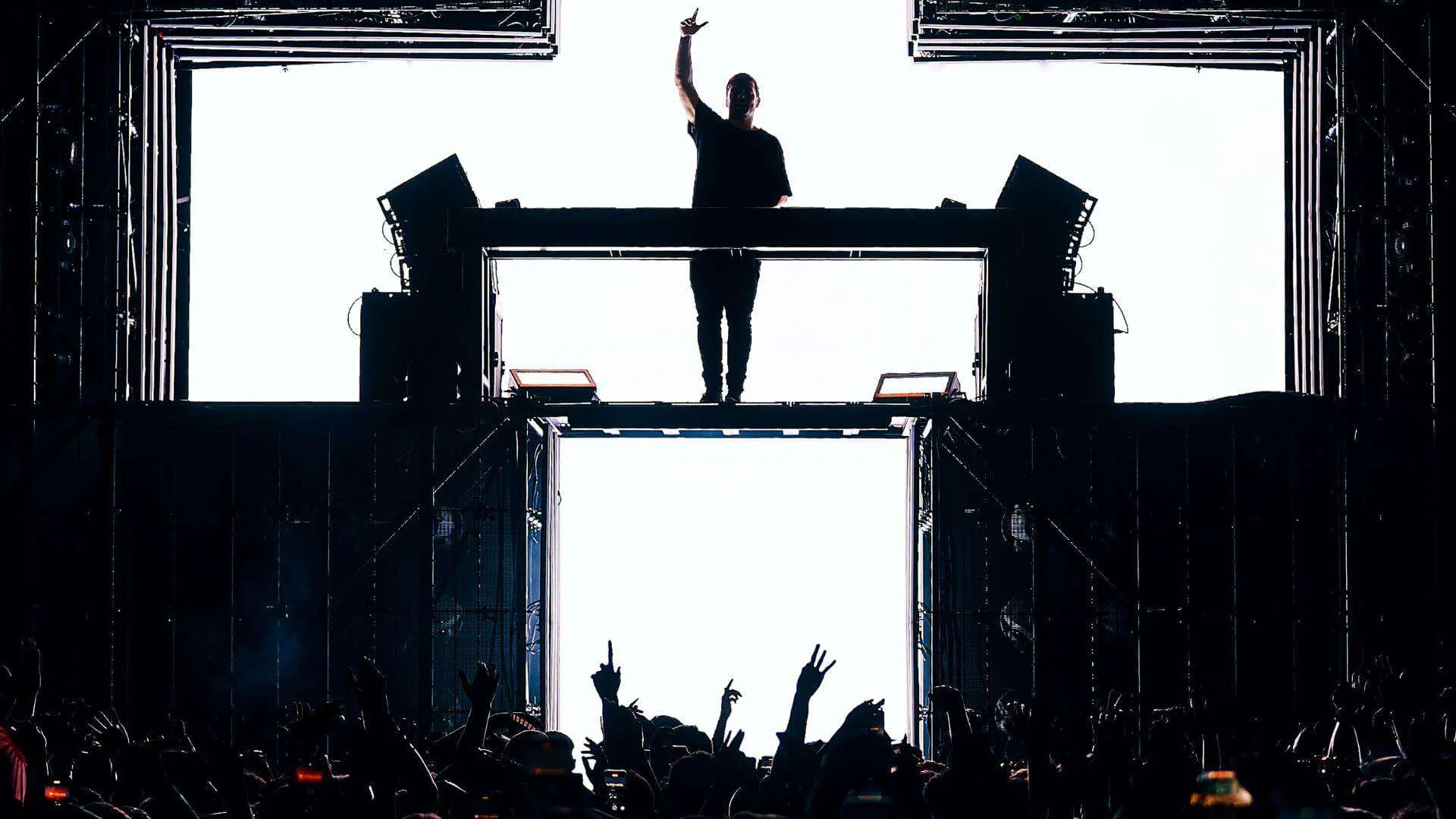 image_68353c3f04633 Martin Garrix astonished fans by officially revealing his "surprising" plans and extremely ambitious goals for the future!