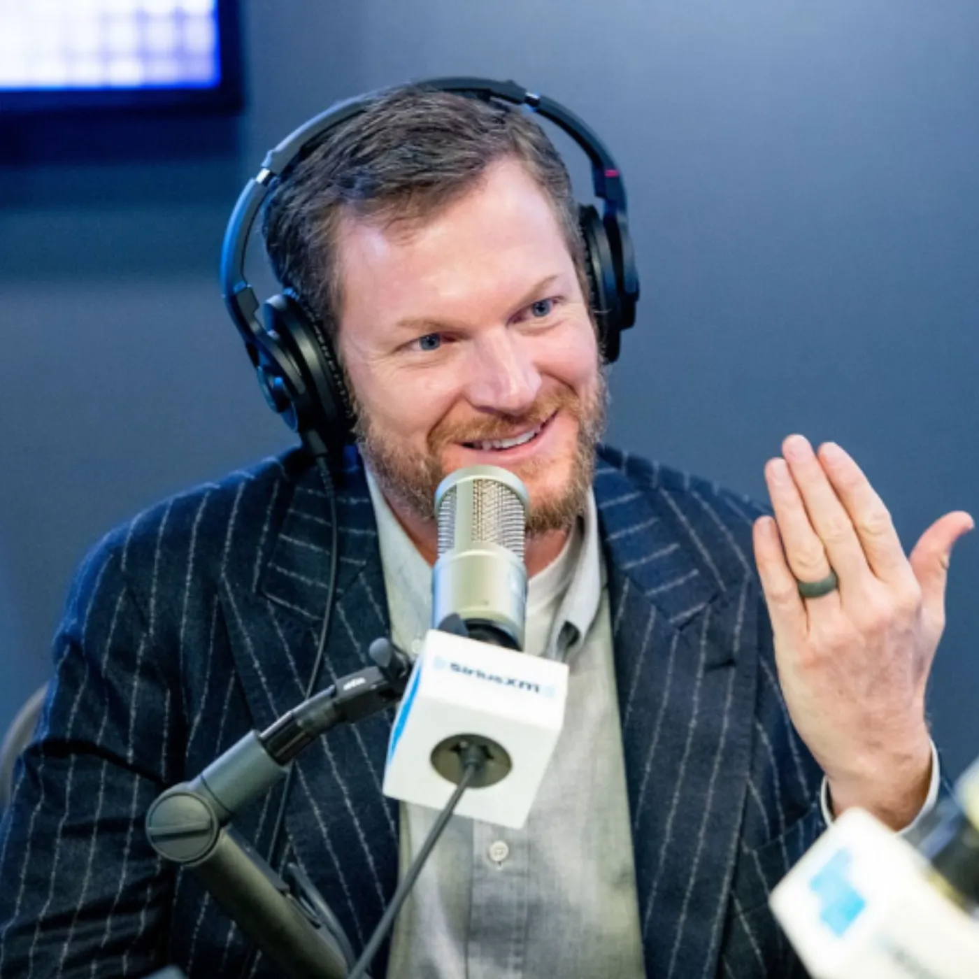 image_68366a0716f79 Shocking NASCAR! Dale Earnhardt Jr. Creates a Storm With Controversial 3-Word Prediction About Kyle Larson – Fans Stir Up Social Media