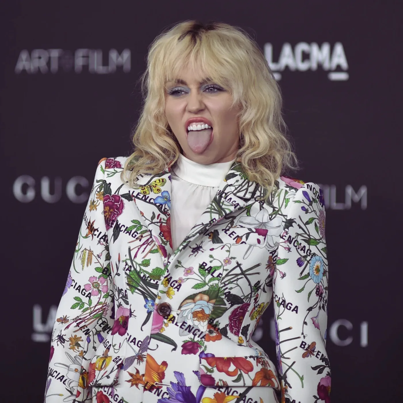 image_6836757e97991 Inside Miley Cyrus's Healing Journey After Public Family Fallout