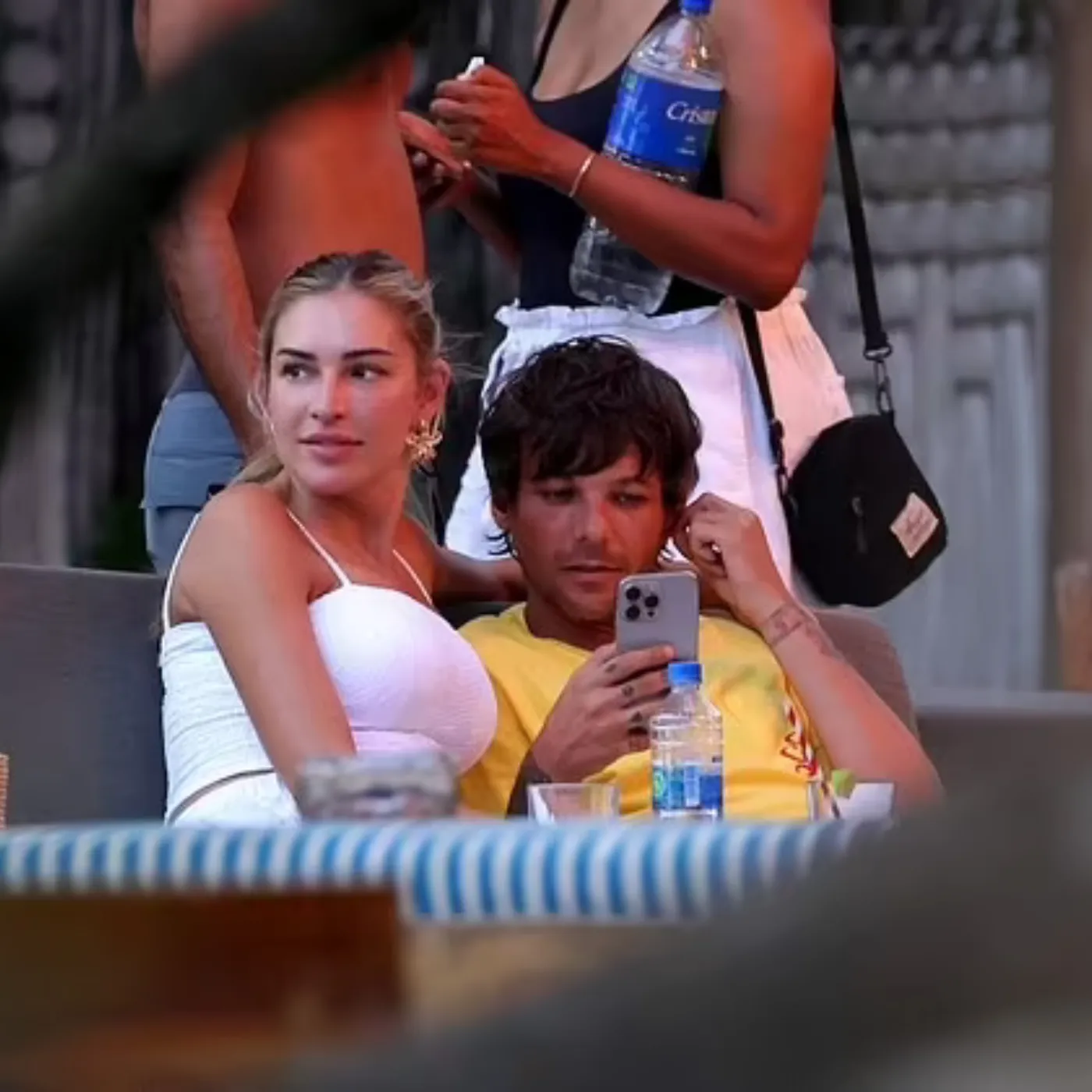 image_683805d4a2e2a Louis Tomlinson and Zara McDermott New Couple Sparks Massive Online Debate