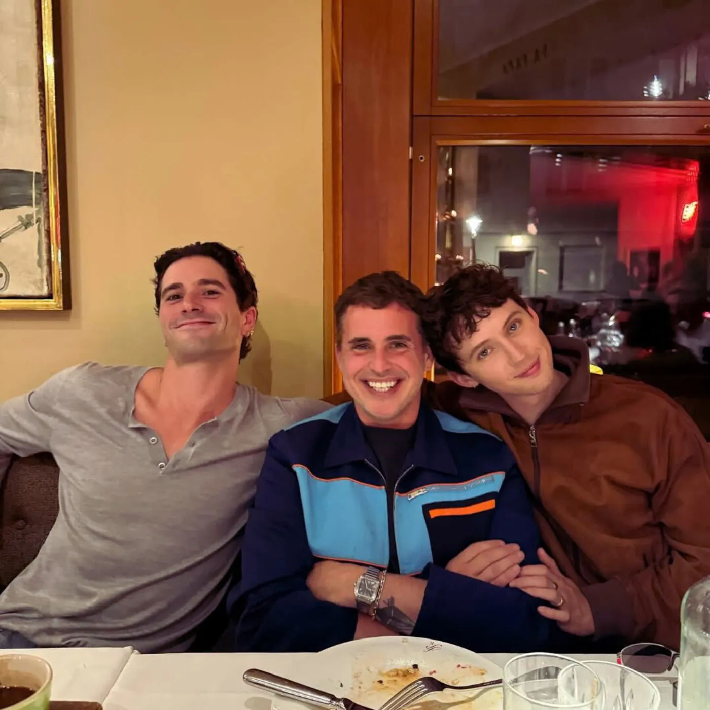 image_6839243163157 Berlin Can’t Handle Troye Sivan With Alex Consani At Sound Of Prada