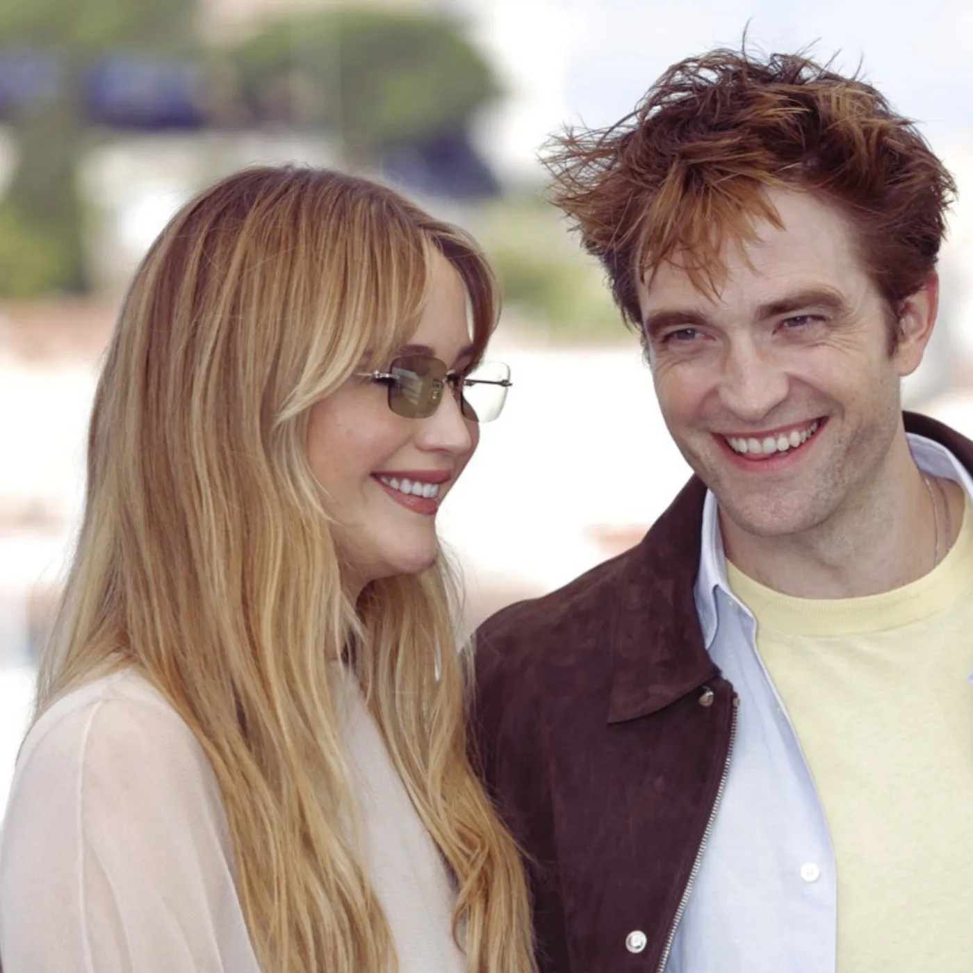 Robert Pattinson’s Off-script Moment With Jennifer Lawrence Just Blew Up The Internet 19 Robert Pattinson’s Off-script Moment With Jennifer Lawrence Just Blew Up The Internet
