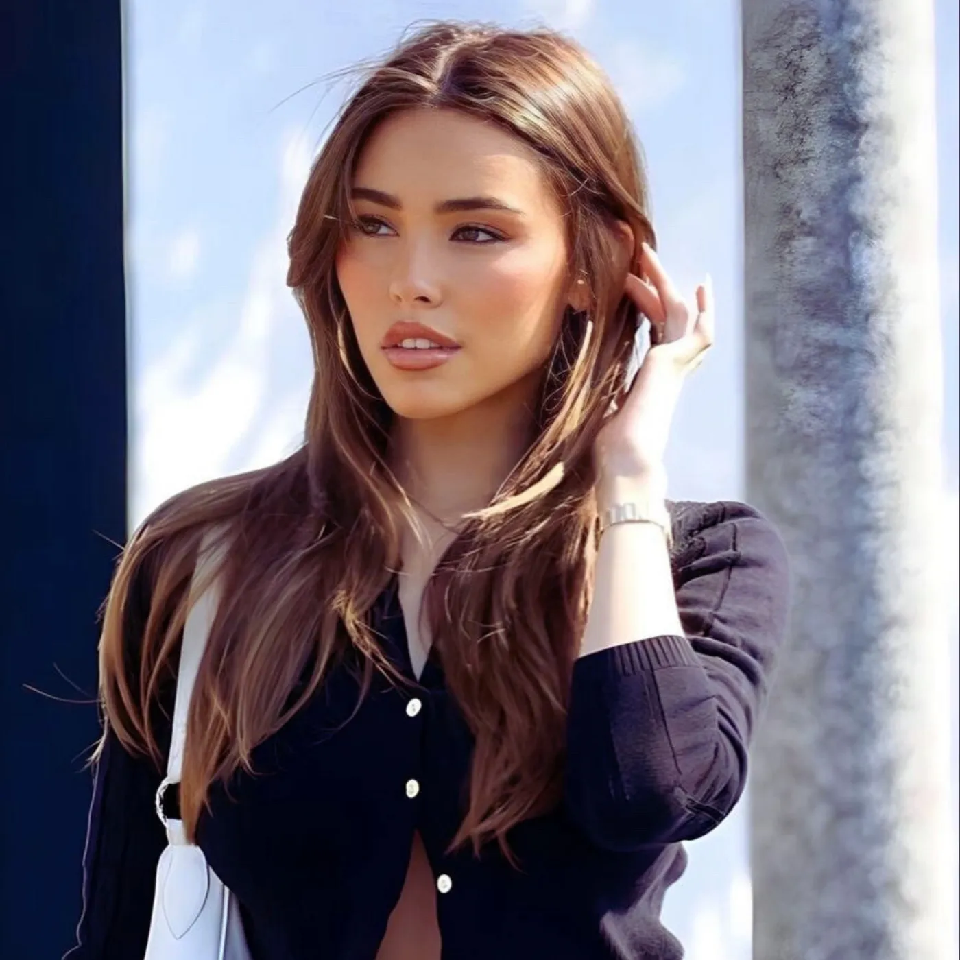 image_68397069bc956 Madison Beer’s Stunning Look Hides A Dark And Dangerous Truth