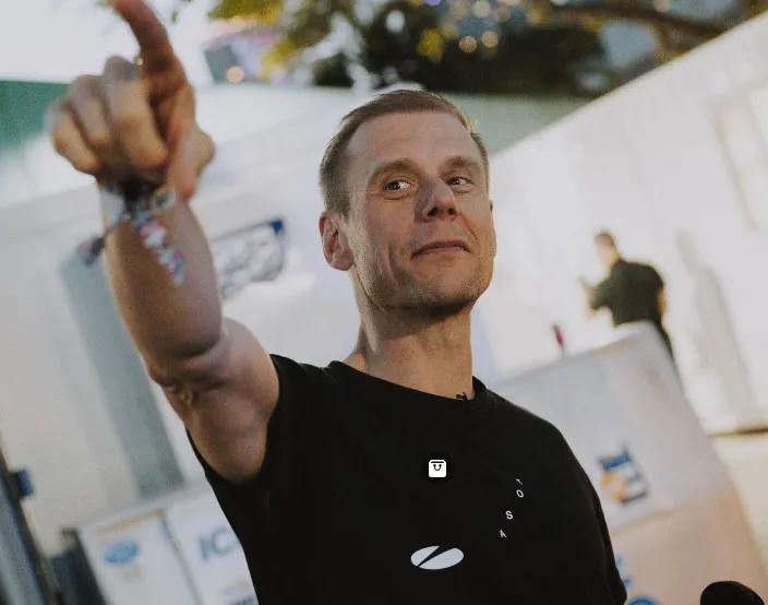 What Armin van Buuren Never Does Before Performing – Why?