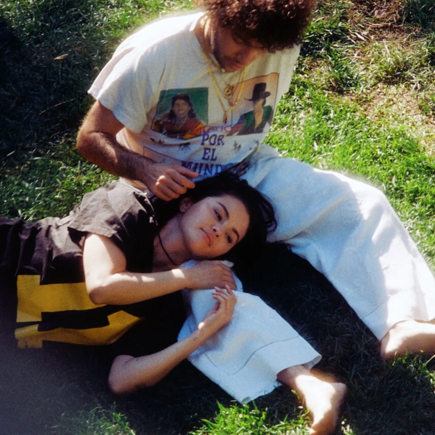 Selena Gomez’s Dinner Date With Benny Blanco Sparks Viral Frenzy