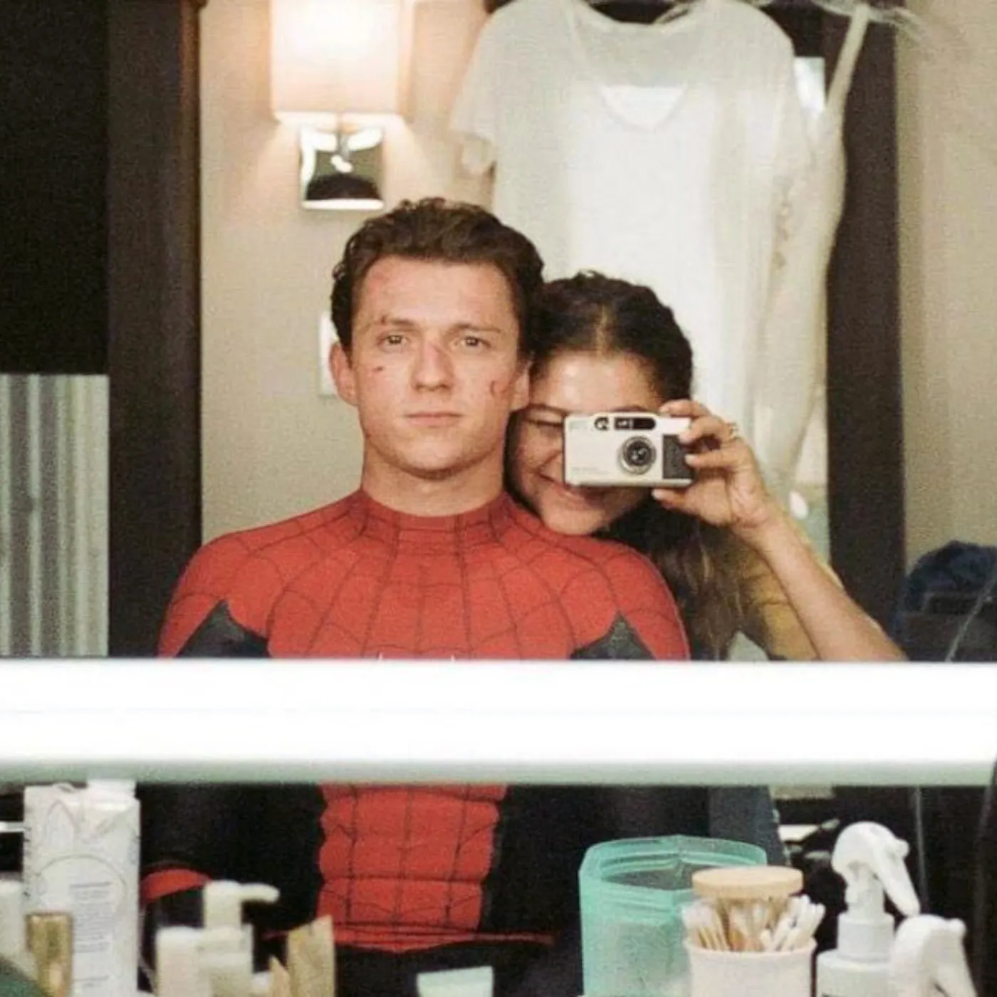 image_683cfbc7f286f Zendaya’s Birthday Note to Tom Holland Has Everyone Guessing