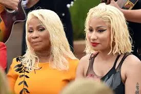 Fans Shocked by Rare Photo of Nicki Minaj and Her Mother – A Story No One Expected Behind It!